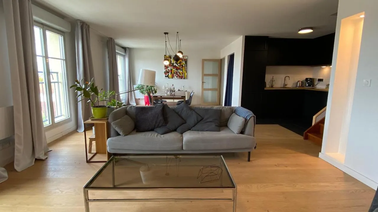 Duplex Apartment - 2 Bedrooms - 2 Bathrooms & Parking トゥールーズ フランス
