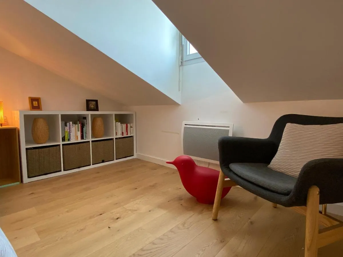 Duplex Apartment - 2 Bedrooms - 2 Bathrooms & Parking トゥールーズ フランス