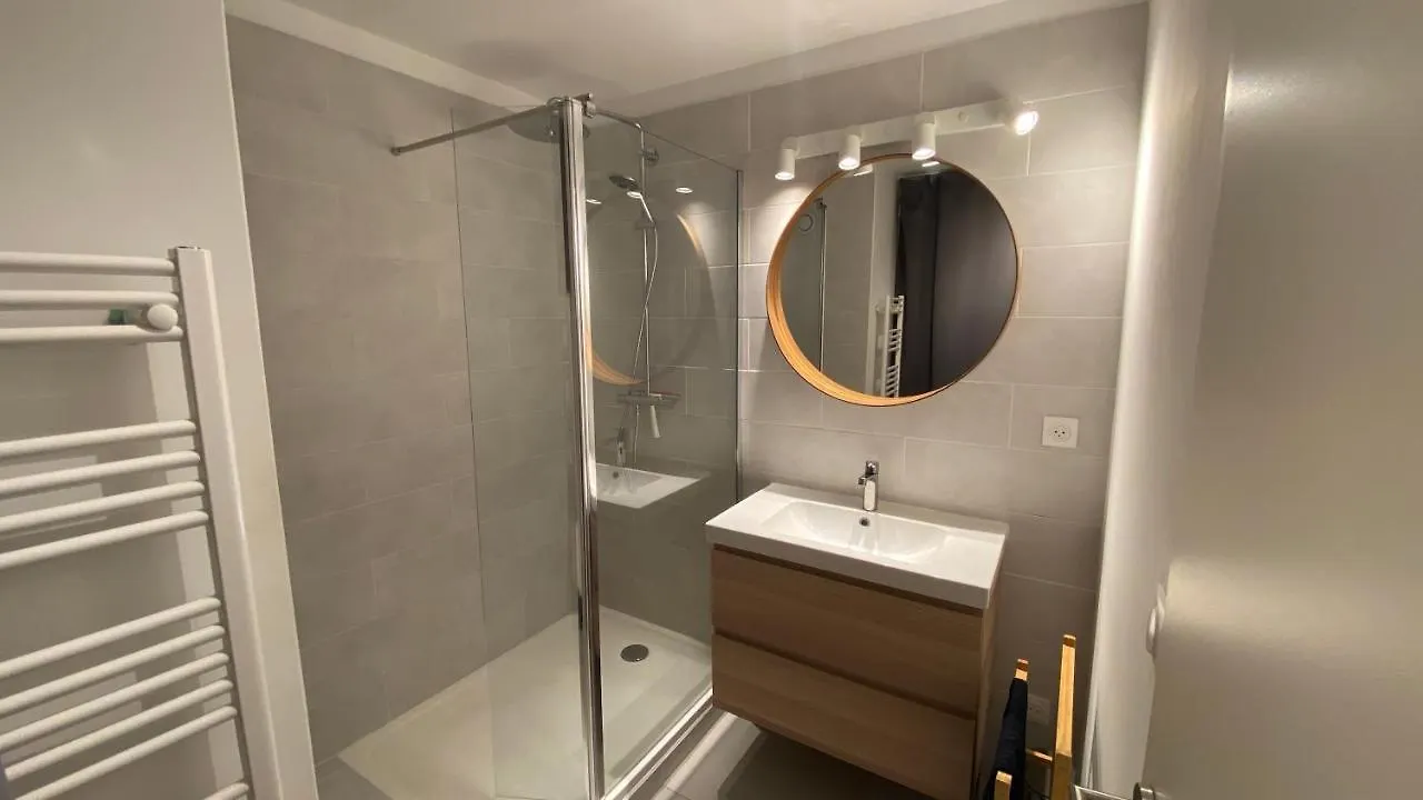Duplex Apartment - 2 Bedrooms - 2 Bathrooms & Parking トゥールーズ 0*,